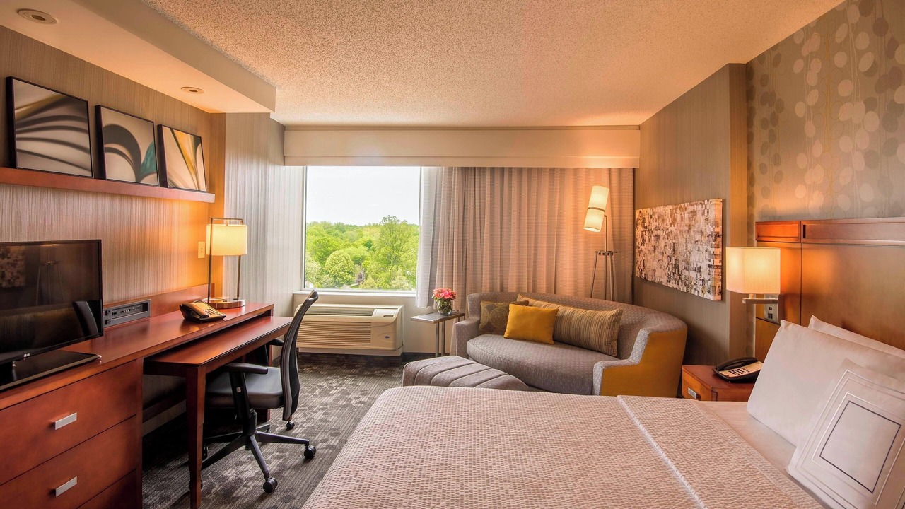 Photo of Bedroom in Friendship Village