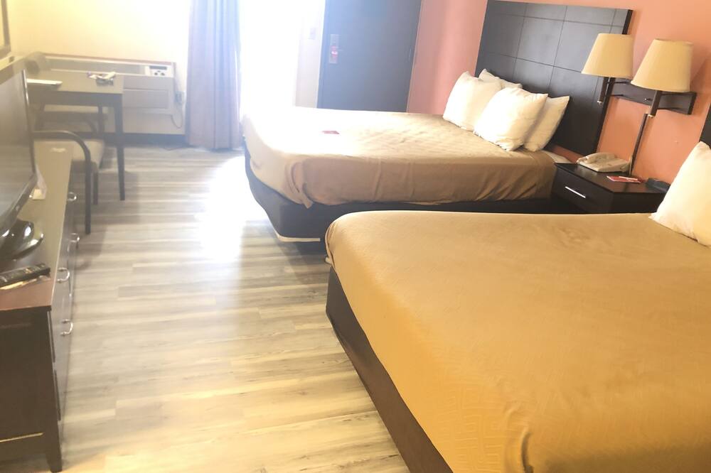 Photo of Bedroom in Urbandale
