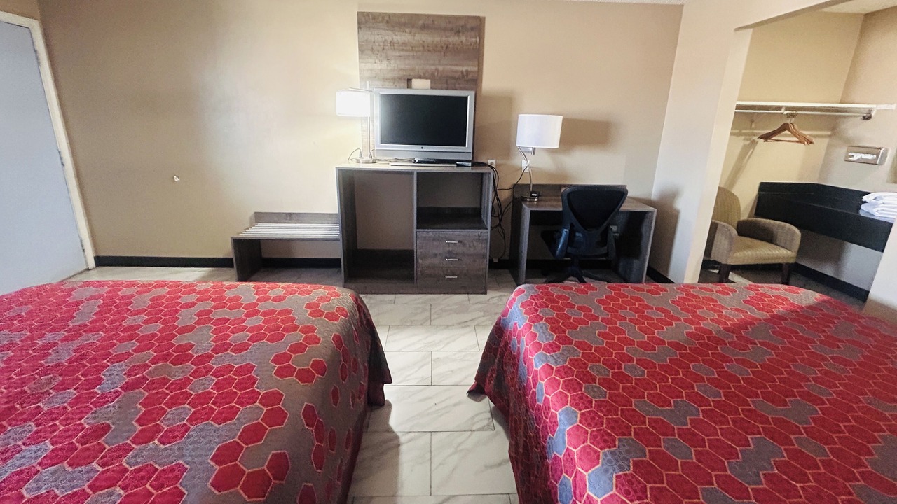 Photo of Bedroom in Grain Valley