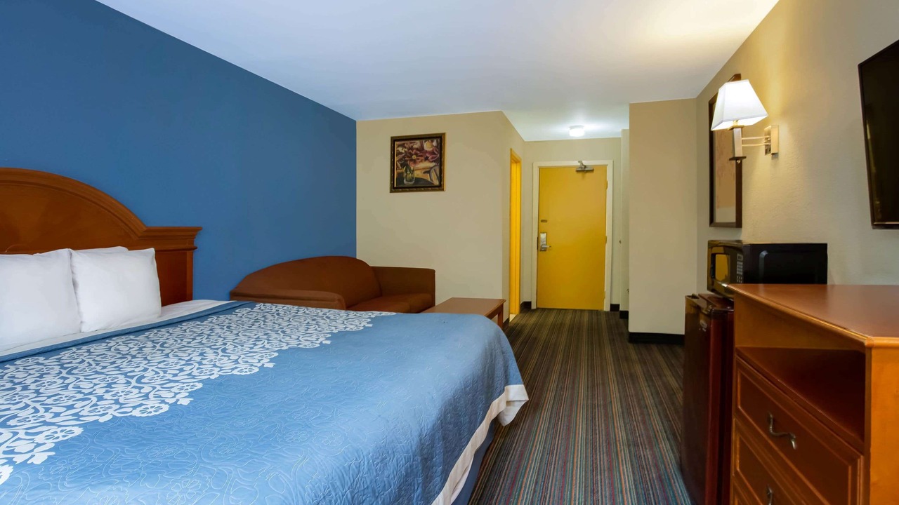 Photo of Bedroom in Runnemede