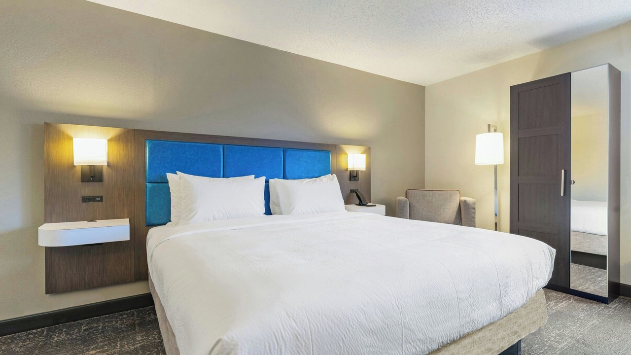 Photo of Bedroom in Elgin
