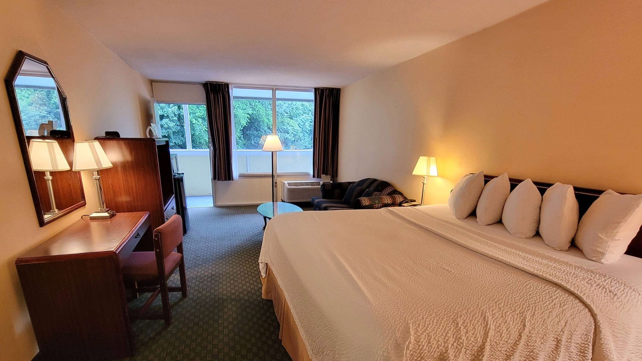 Photo of Bedroom in Huntington