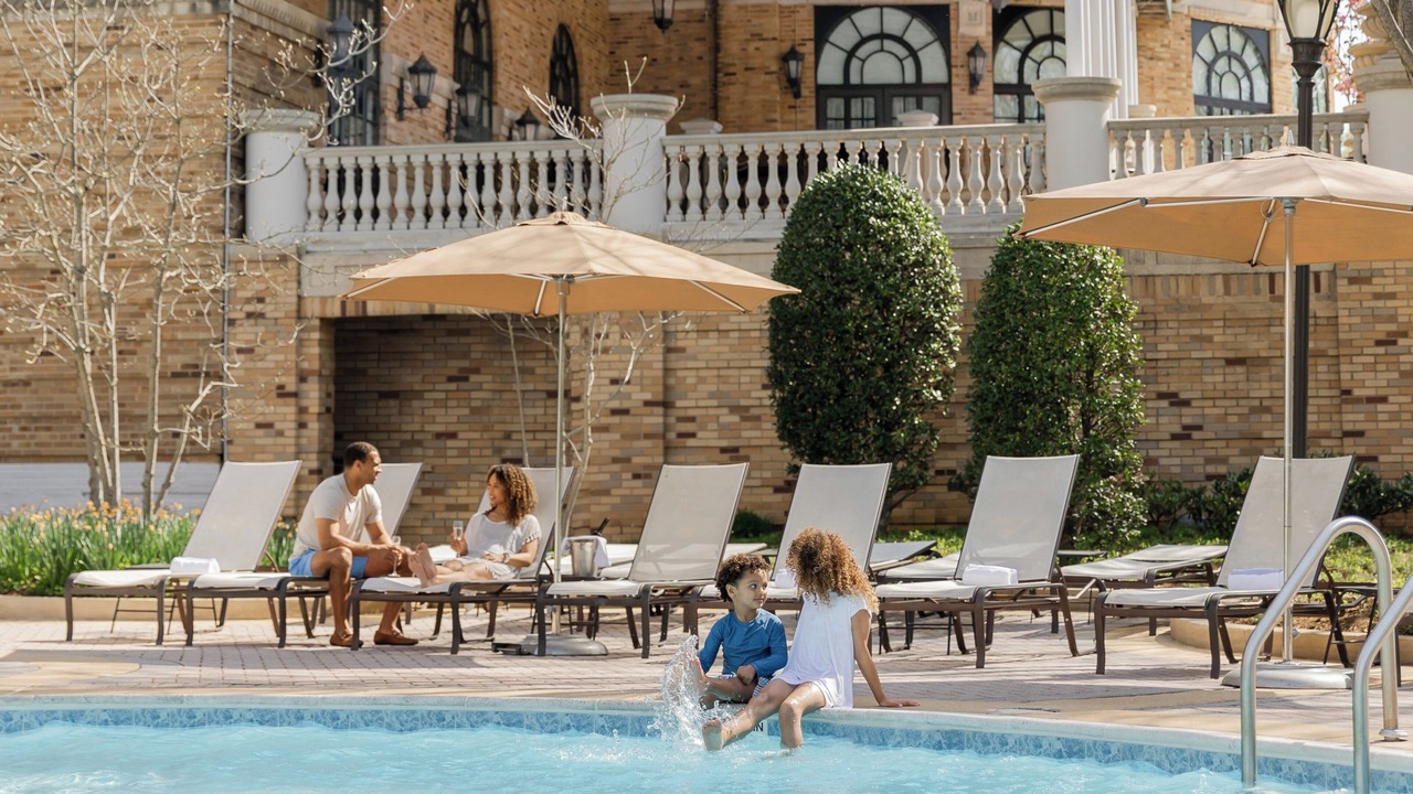 Photo of Outdoor in Woodley Park