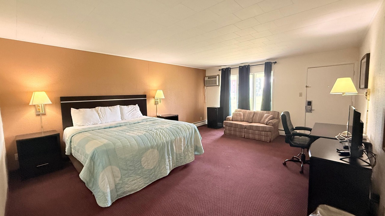 Photo of Bedroom in Kirksville