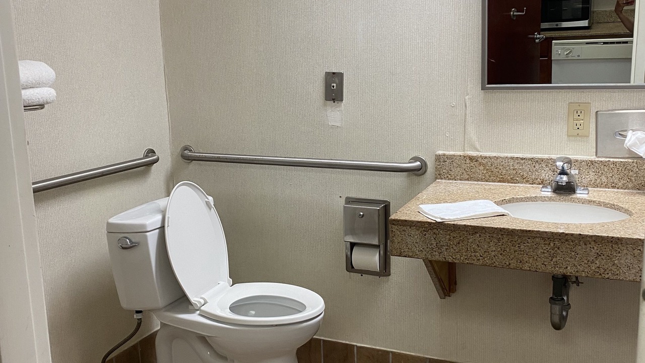 Photo of Bathroom in Pleasantville