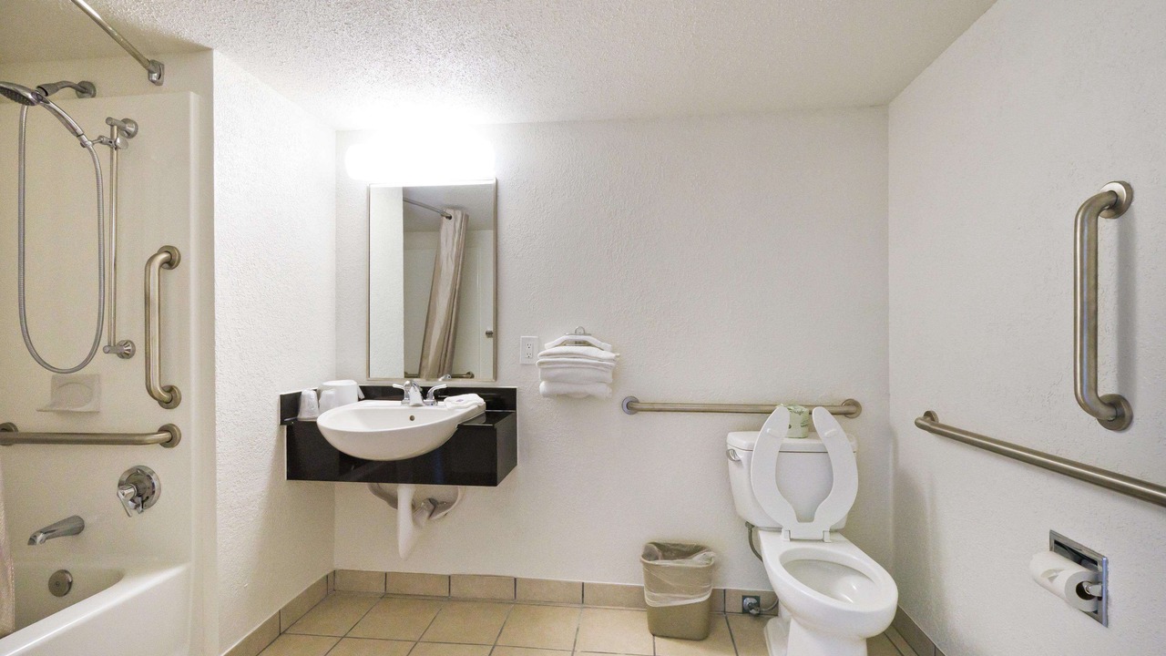 Photo of Bathroom in Springfield