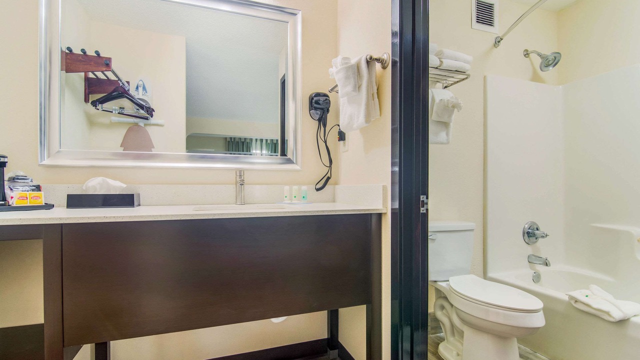 Photo of Bathroom in Lake City