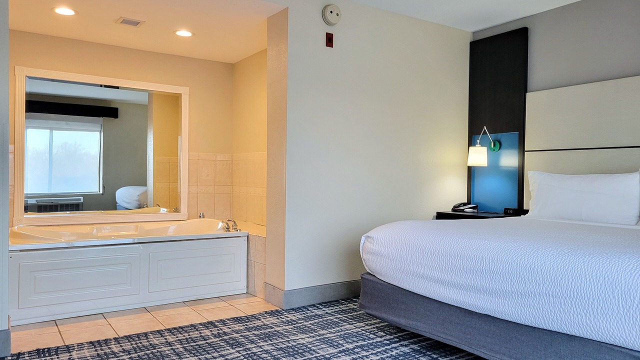 Photo of Bedroom in Belcamp