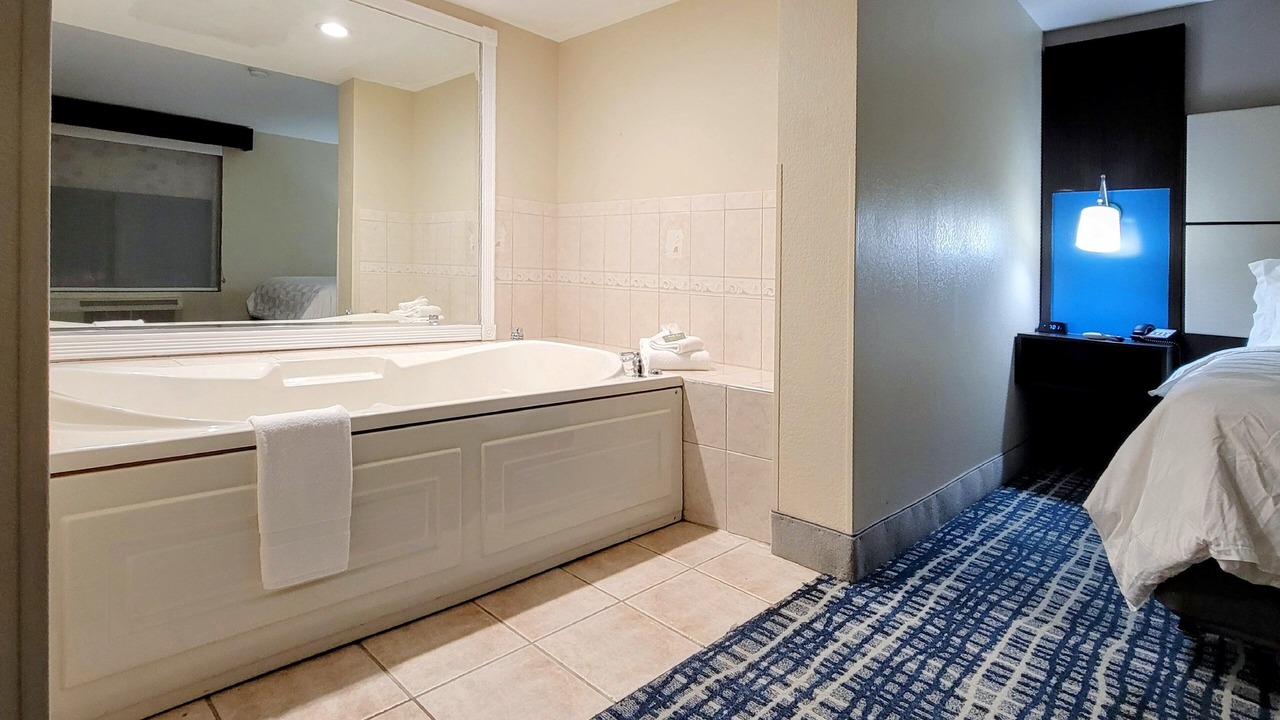 Photo of Bedroom in Belcamp