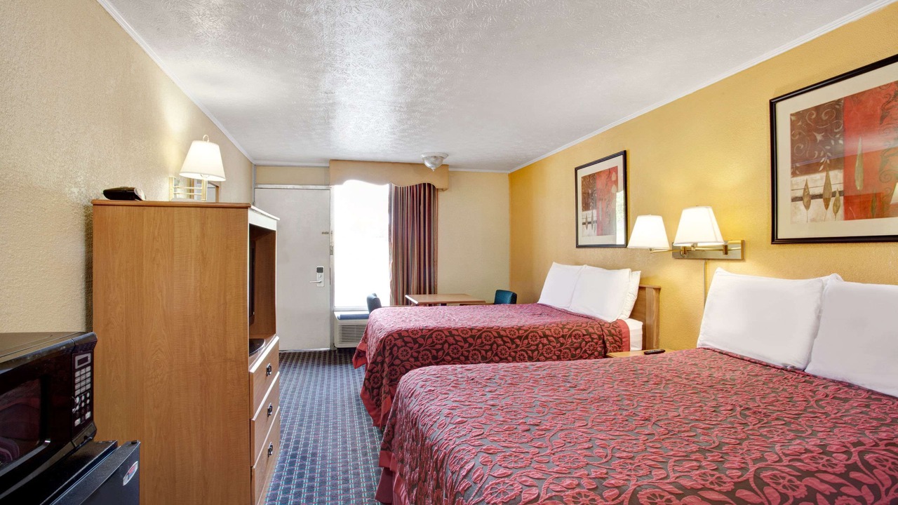 Photo of Bedroom in Cedar Bluff
