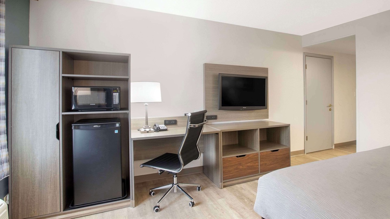 Photo of Bedroom in Newton
