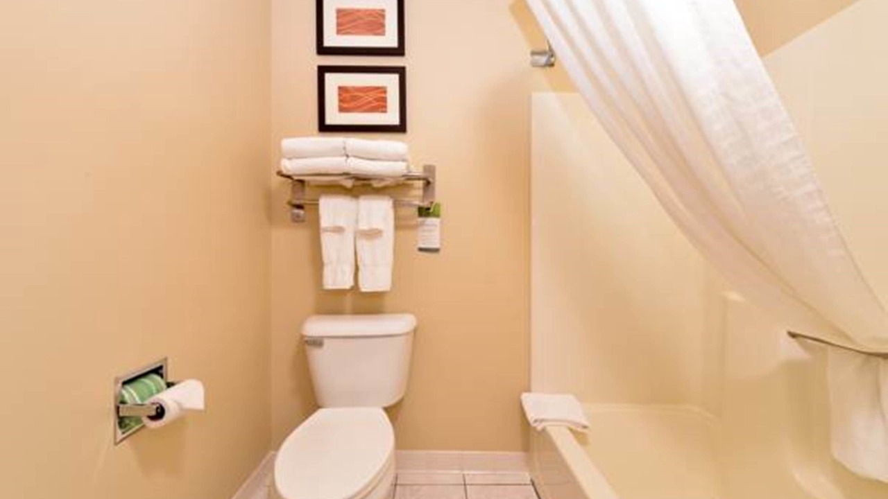 Photo of Bathroom in Le Claire