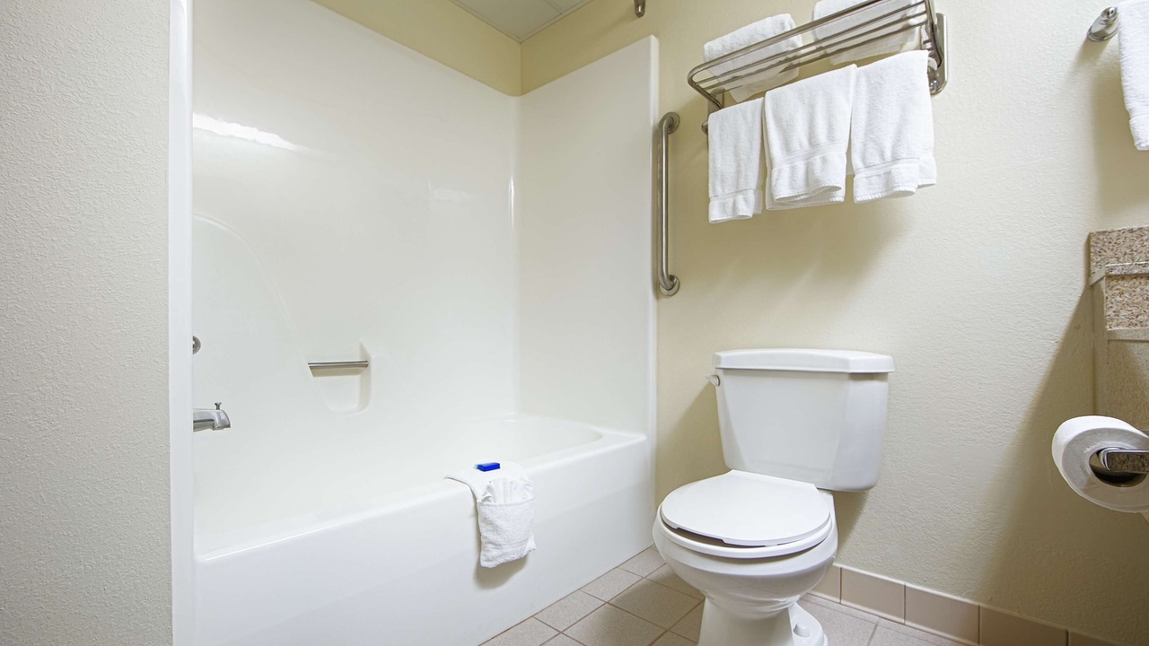 Photo of Bathroom in Hiram