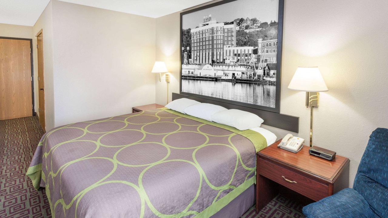Photo of Bedroom in Muscatine