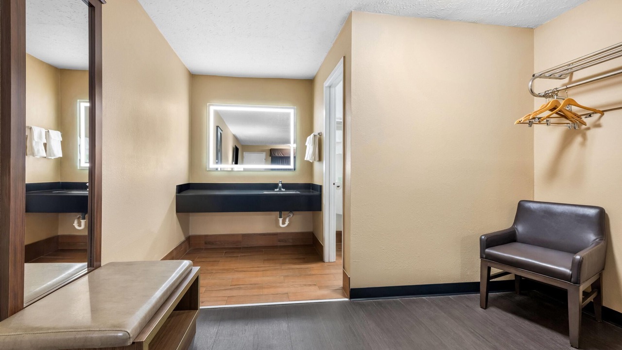 Photo of Bedroom in Gadsden
