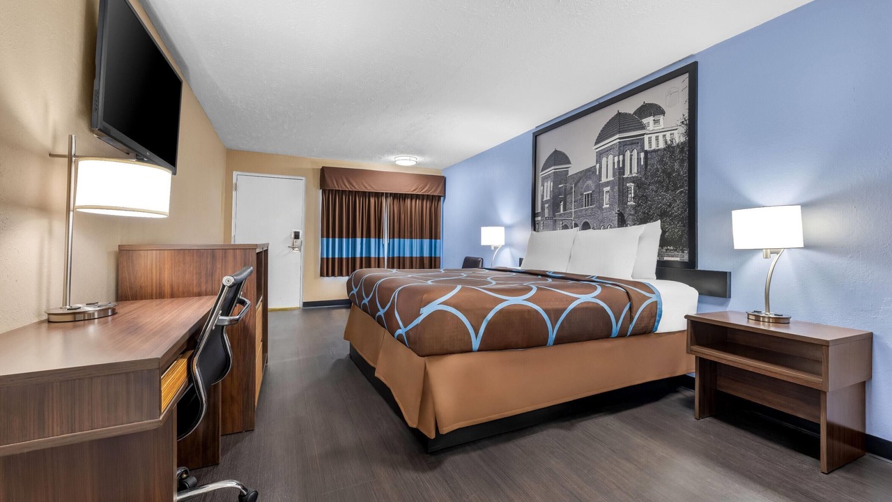 Photo of Bedroom in Gadsden