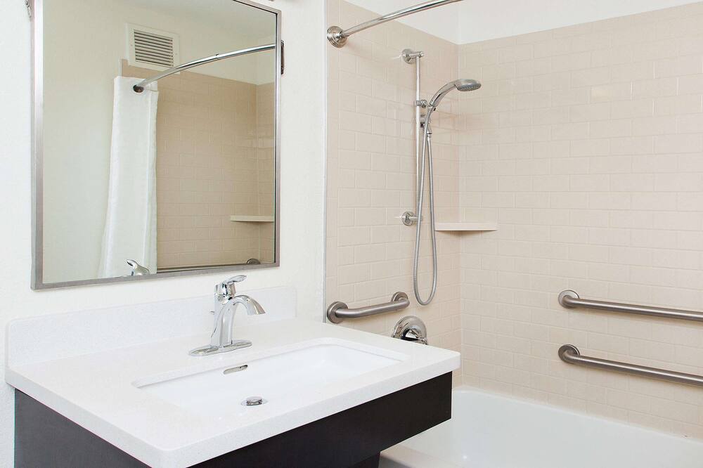 Photo of Bathroom in Libertyville