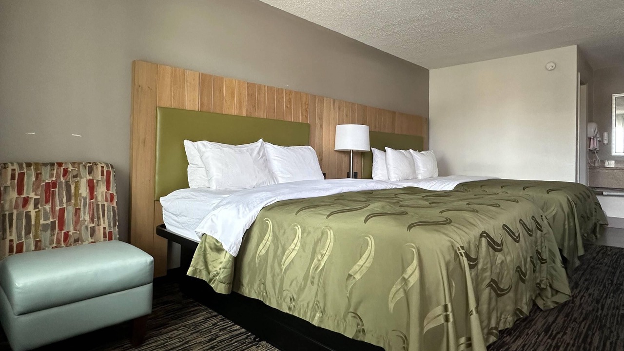 Photo of Bedroom in Calhoun