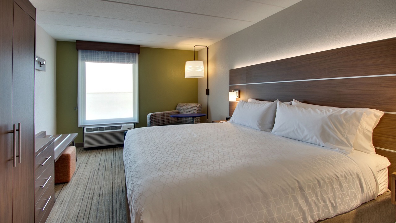Photo of Bedroom in Pleasantville
