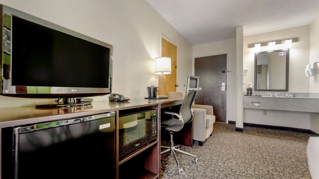 Photo of Bedroom in East Omaha