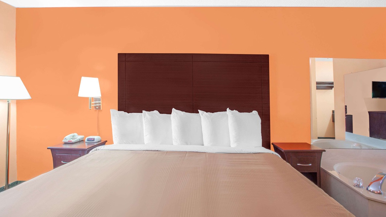 Photo of Bedroom in Moulton