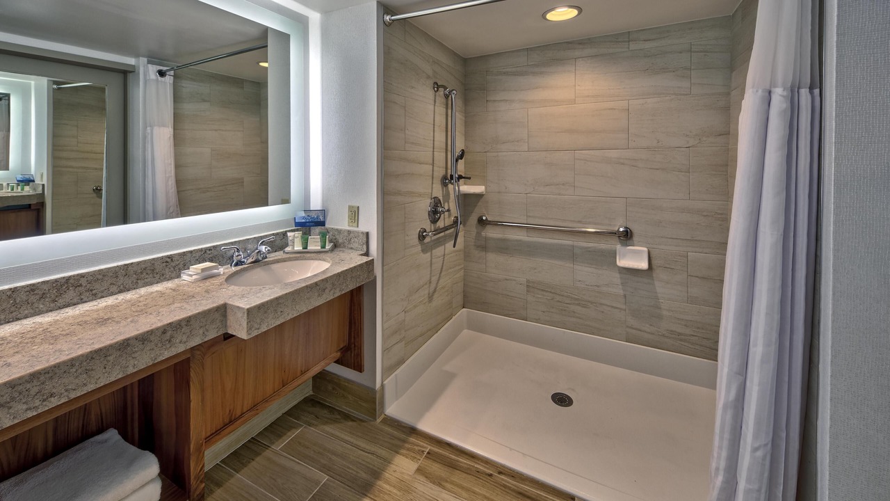 Photo of Bathroom in Alcoa