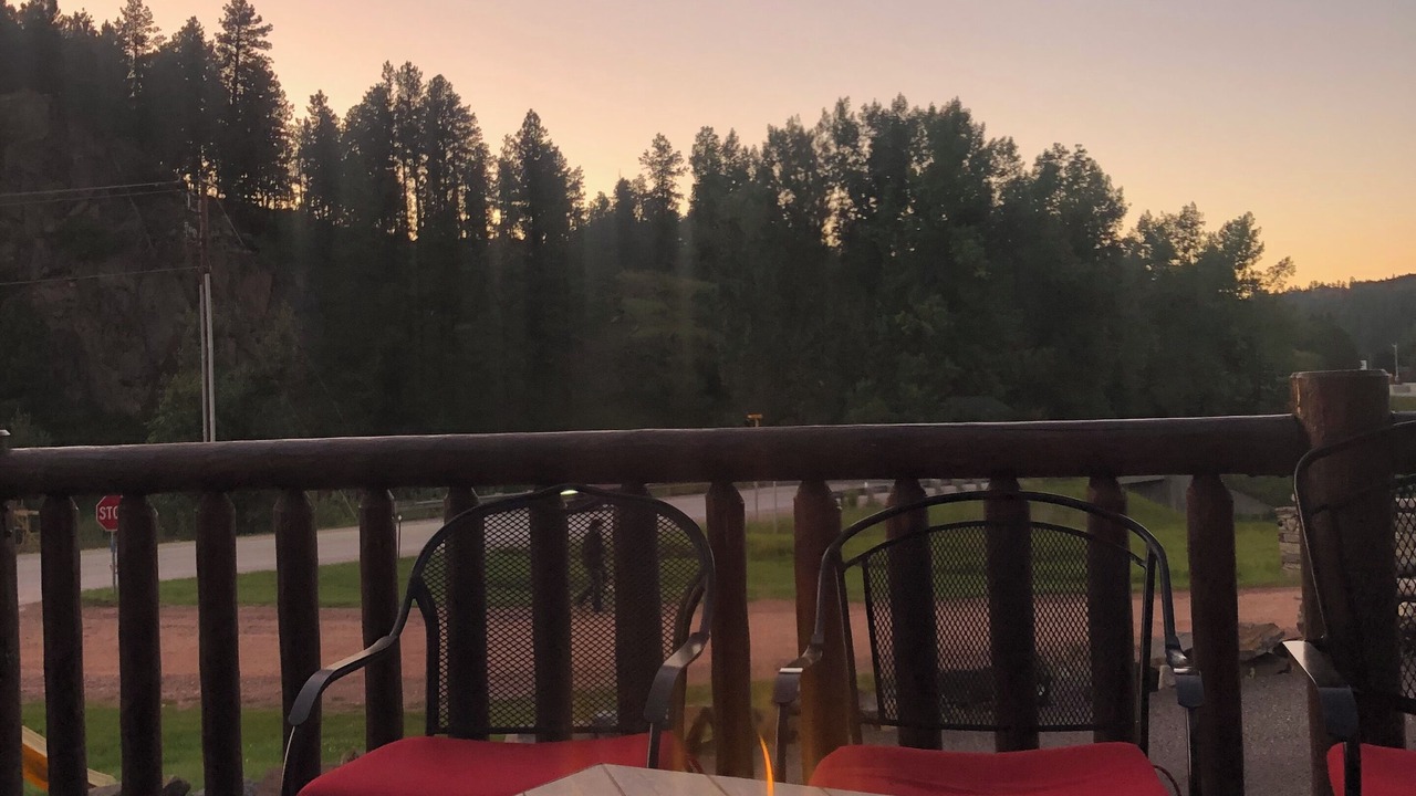 Photo of Patio Balcony in Hill City