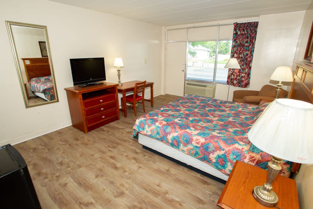 Photo of Bedroom in Edenton