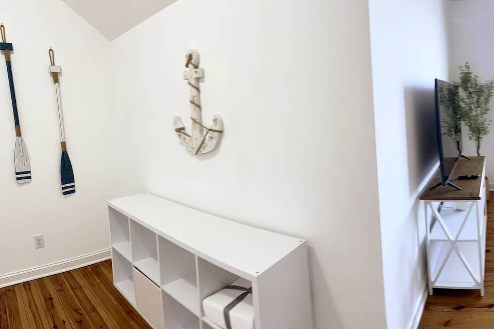 Photo of Bedroom in Hillsboro