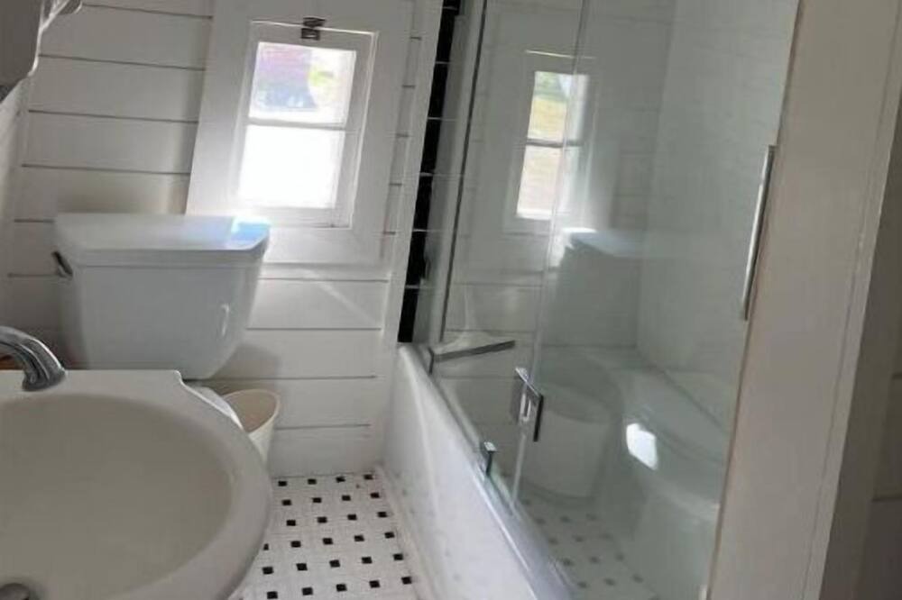 Photo of Bathroom in Trappe