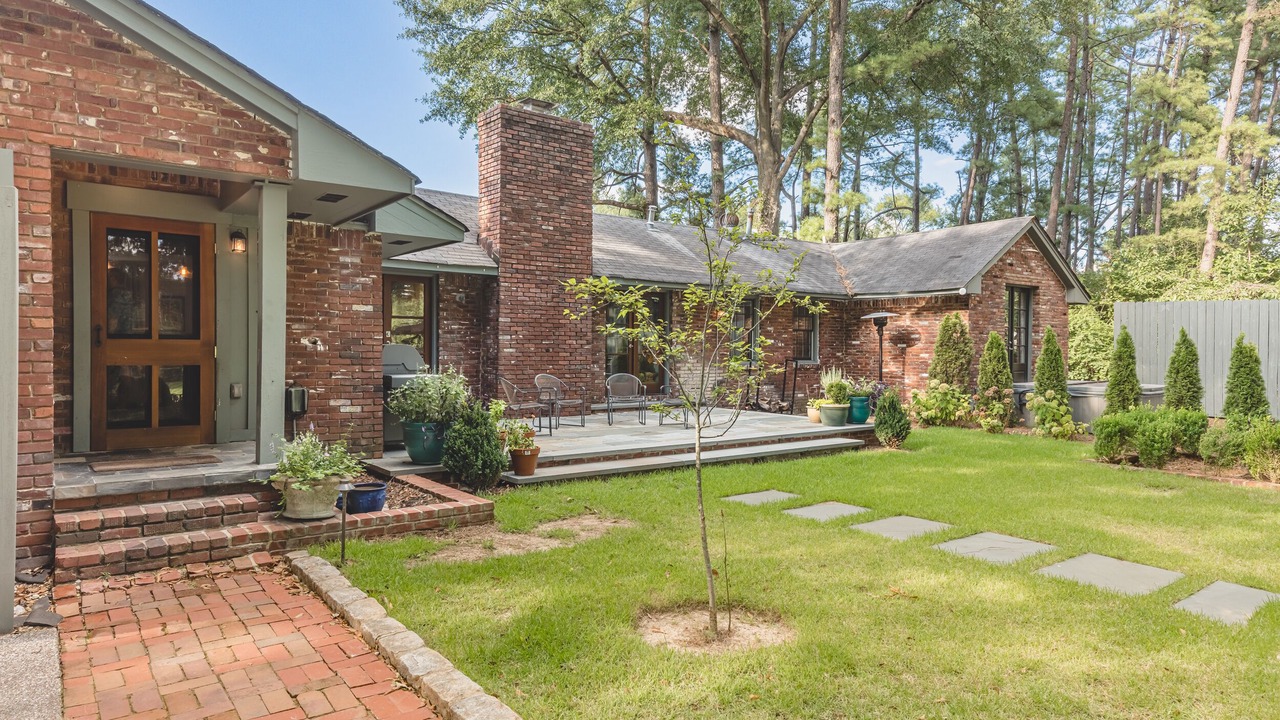 Photo of Outdoor in Ellendale