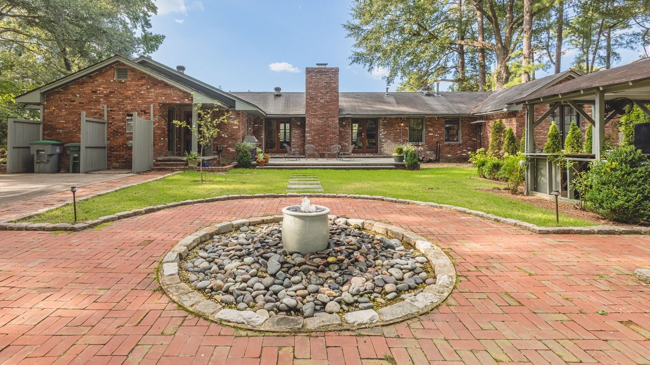 Photo of Outdoor in Ellendale