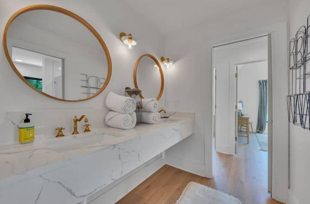 Photo of Bathroom in Logan