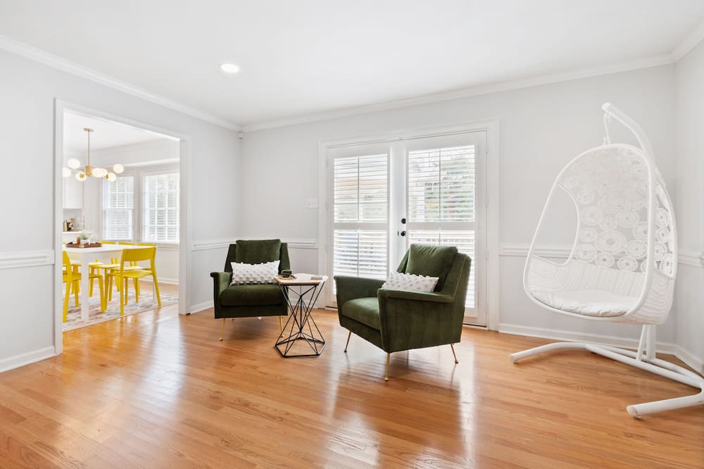 Photo of Livingroom in Raleigh