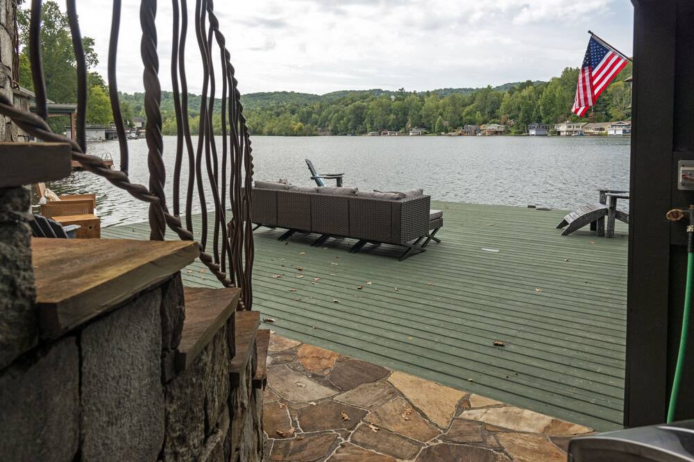 Photo of Outdoor in Landrum