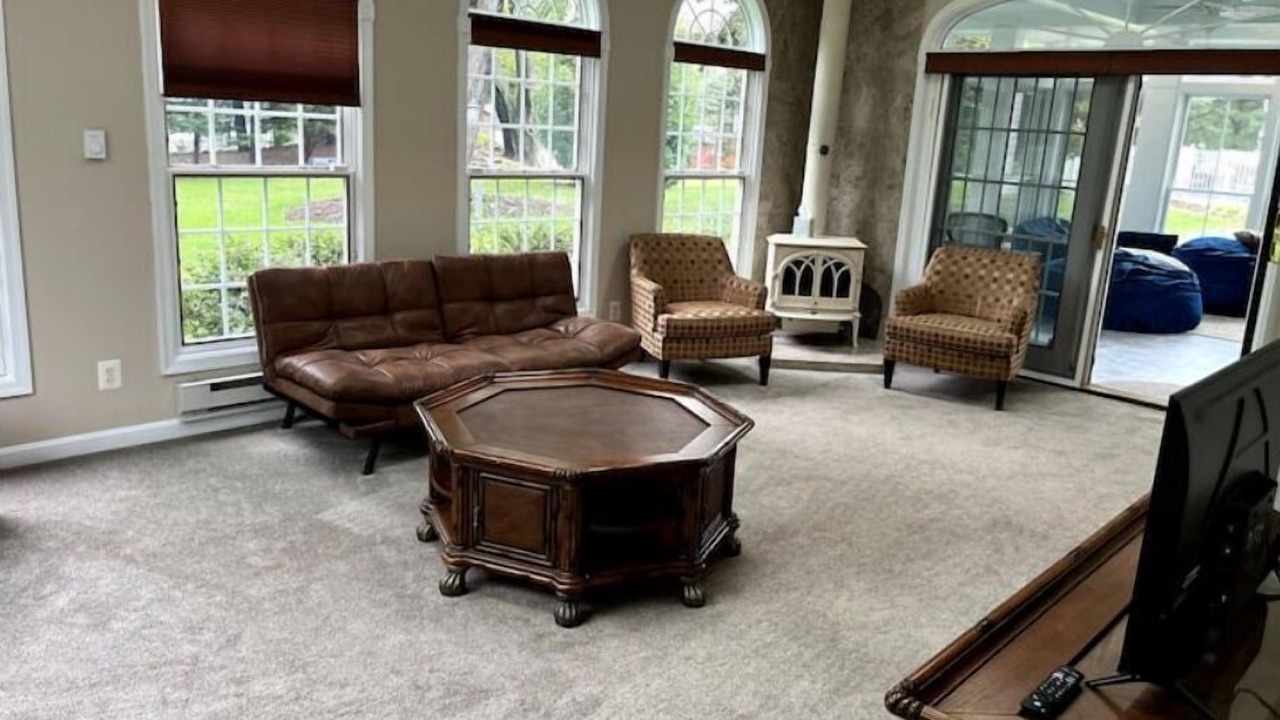 Photo of Livingroom in Cloverly