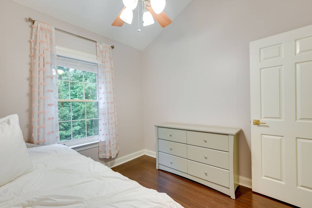 Photo of Bedroom in Garrison