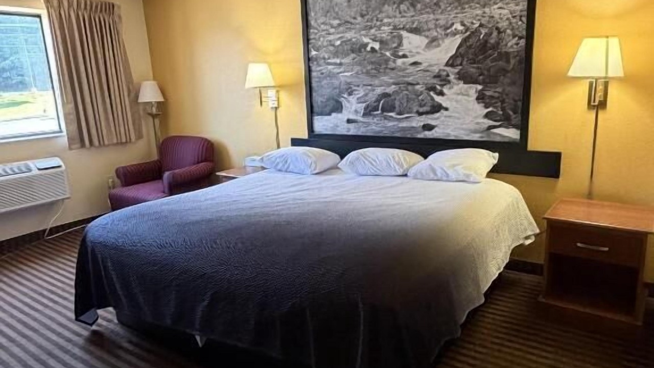 Photo of Bedroom in LaVale
