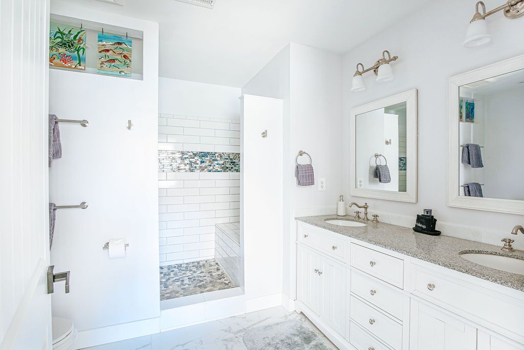 Photo of Bathroom in Cobham