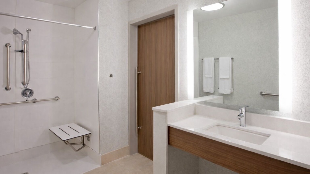 Photo of Bathroom in Downtown Des Moines