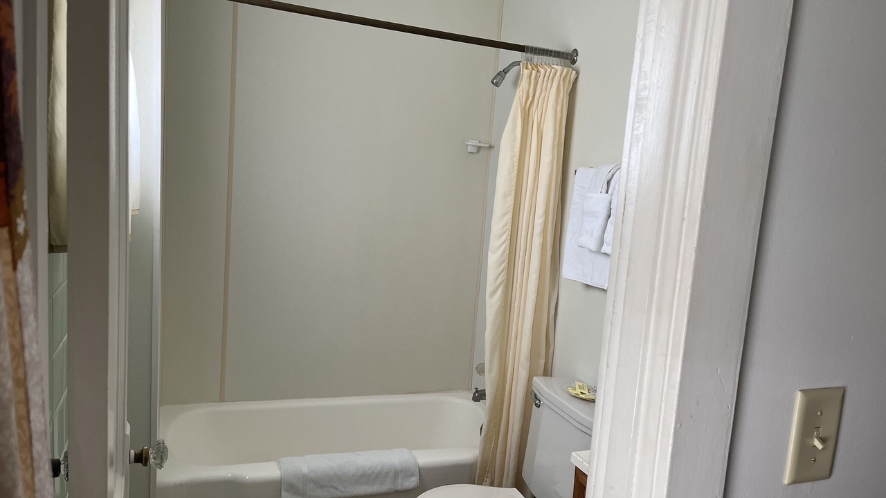 Photo of Bathroom in Marengo
