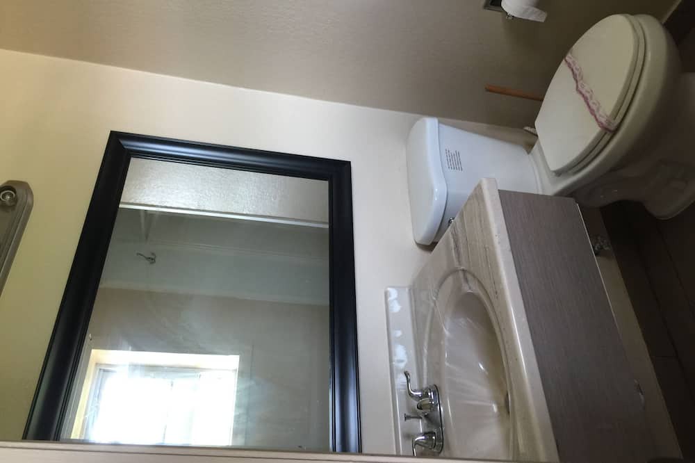 Photo of Bathroom in Ortley Beach