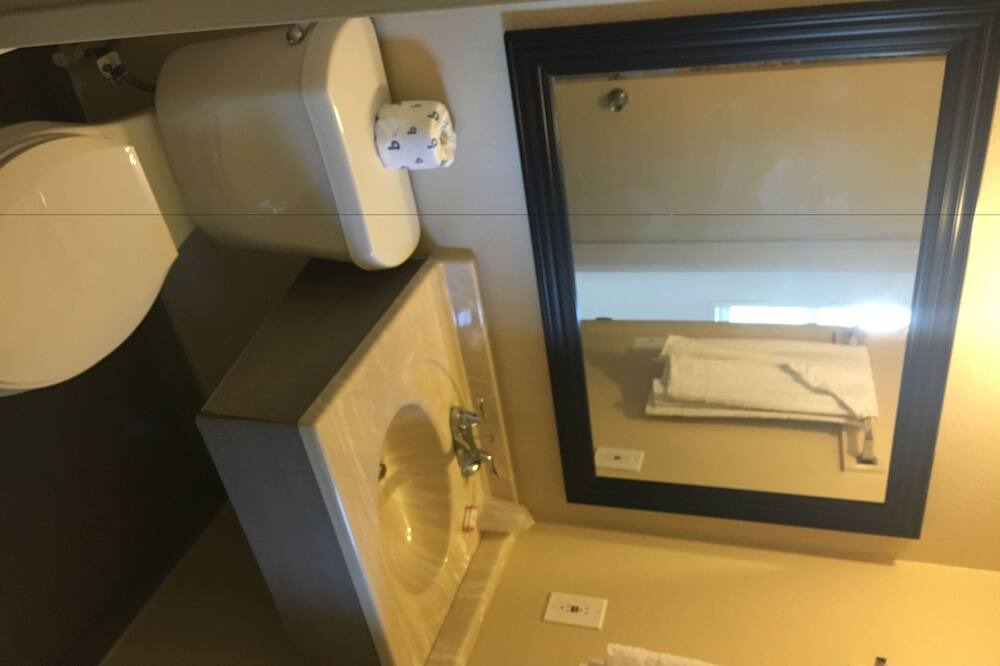 Photo of Bathroom in Ortley Beach