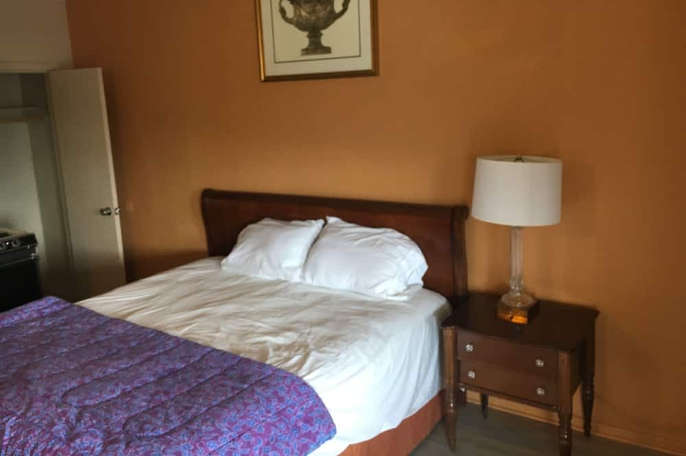 Photo of Bedroom in Ortley Beach