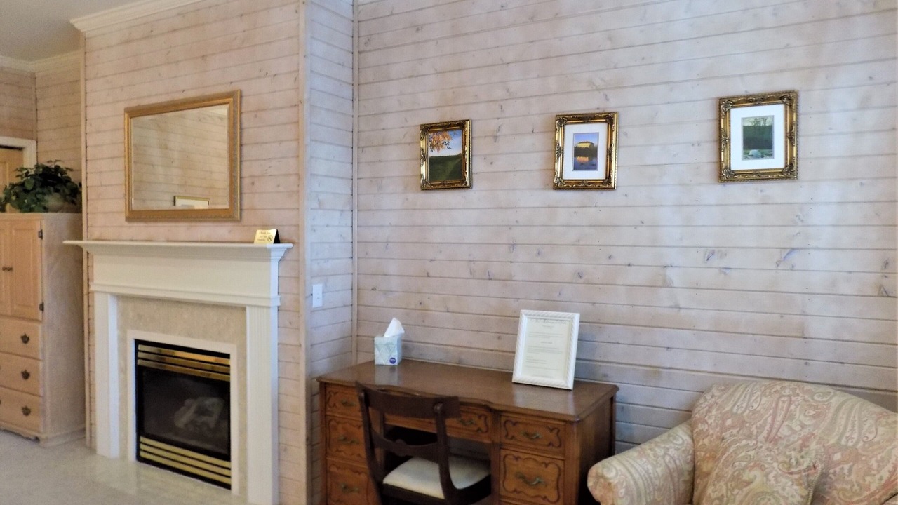 Photo of Livingroom in Maharishi Vedic City