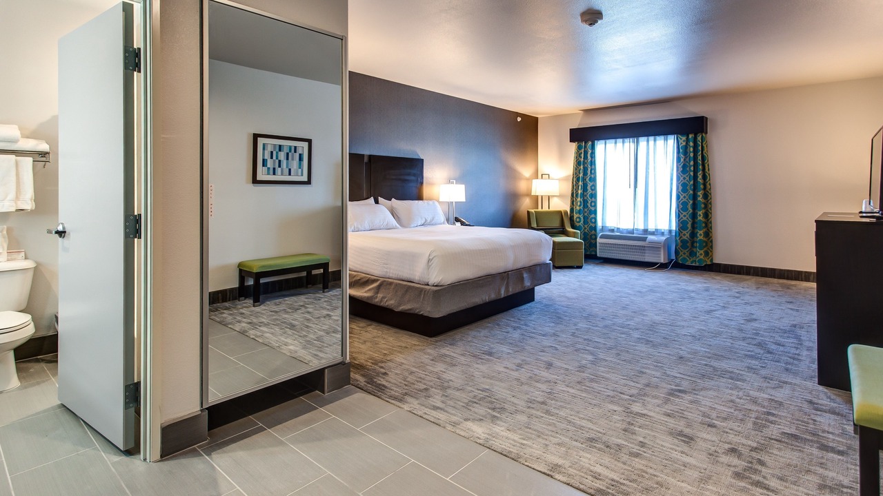 Photo of Bedroom in Gatesville