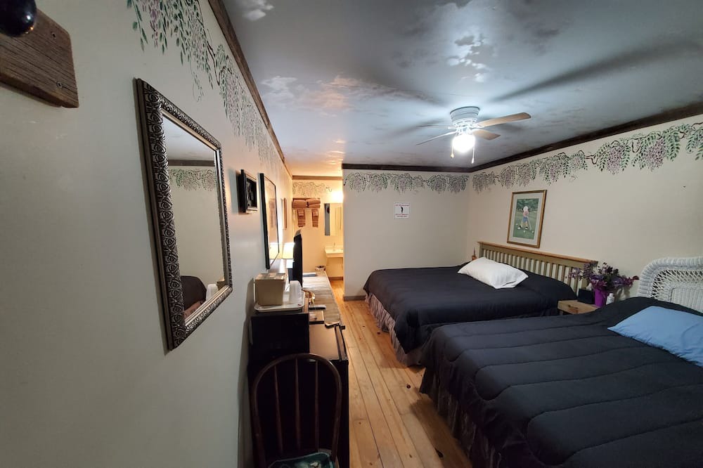 Photo of Bedroom in Jamesport