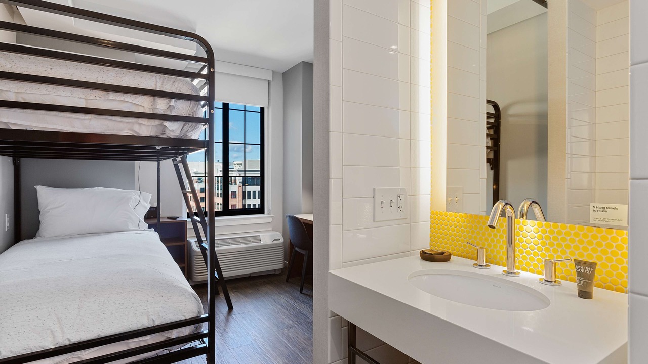 Photo of Bedroom in Chinatown