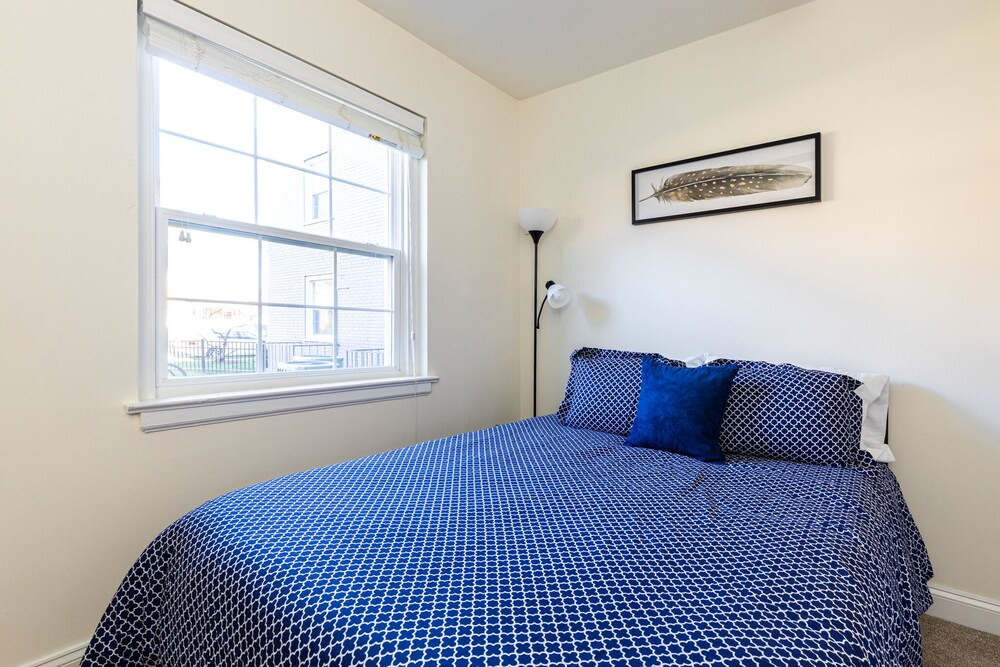 Photo of Bedroom in Museum District