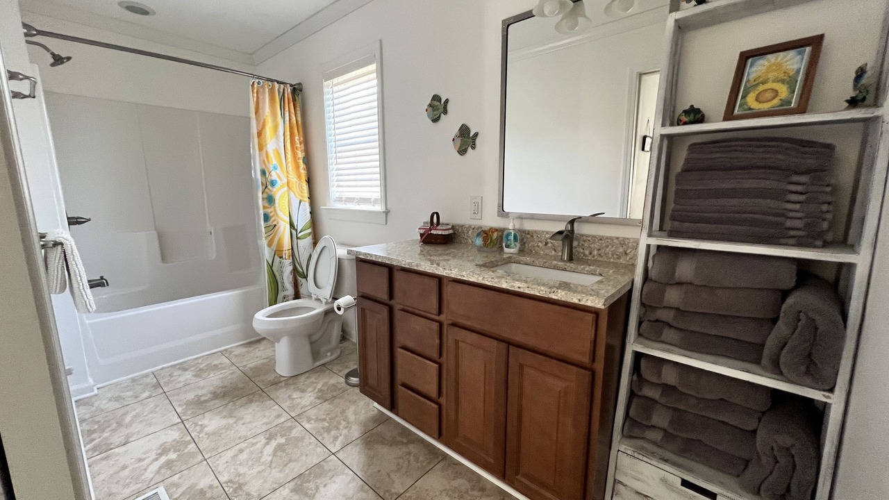 Photo of Bathroom in Aspen Hill